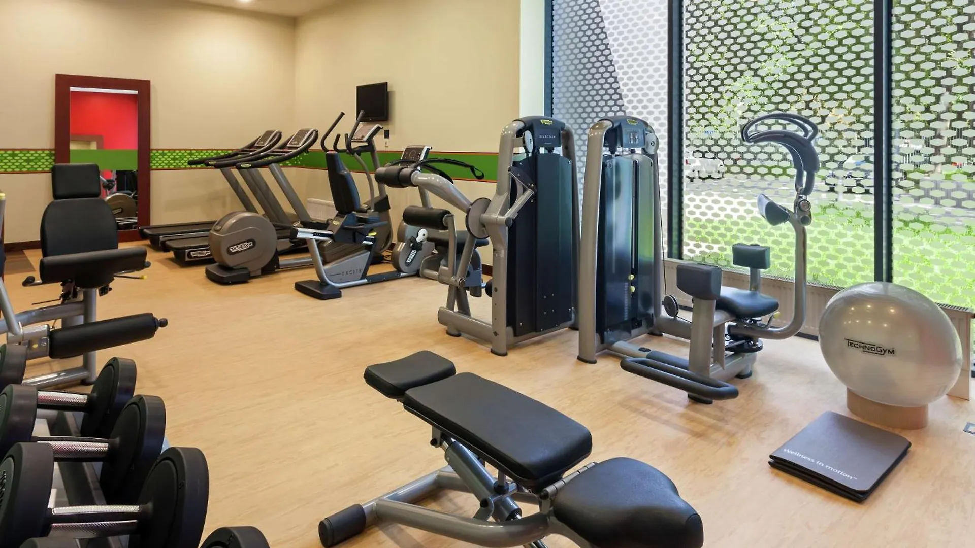 Hampton By Hilton Warsaw Airport Hotell