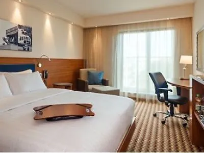 Hampton By Hilton Warsaw Airport Hotell