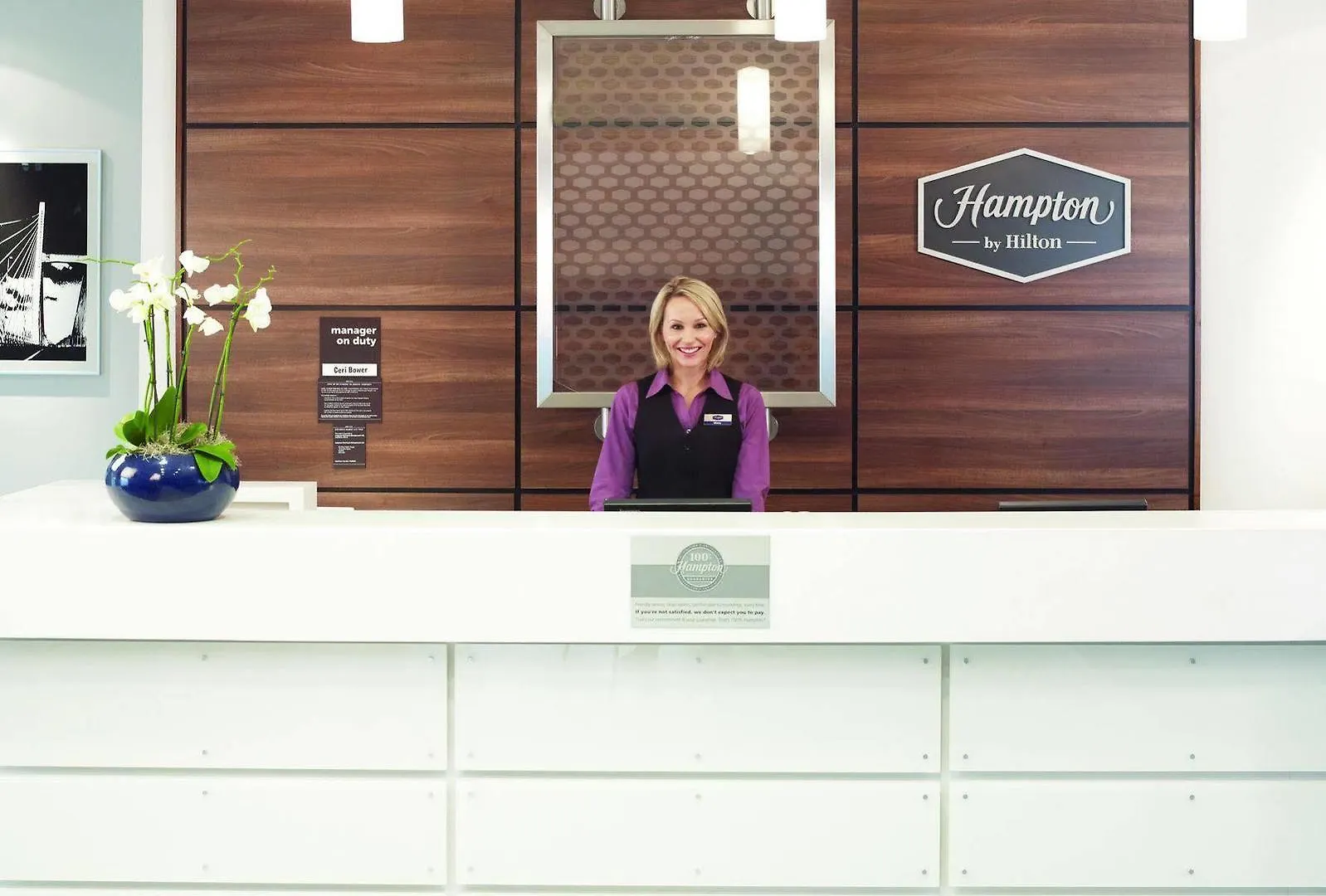Hampton By Hilton Warsaw Airport Hotell